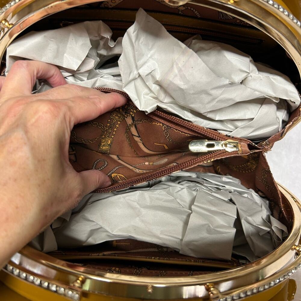 La Terre Fashion Vegan Leather Equestrian Brown Circular Bag Purse Diamond NWT - Picture 10 of 10